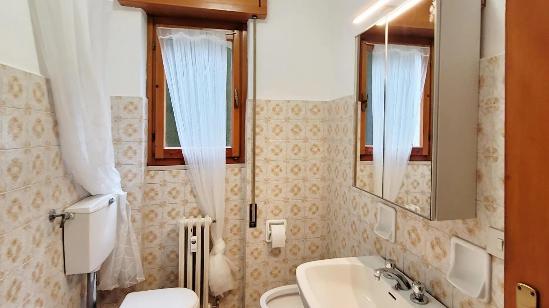 Your Perfect Stay In Cassina Valsassina 0*,