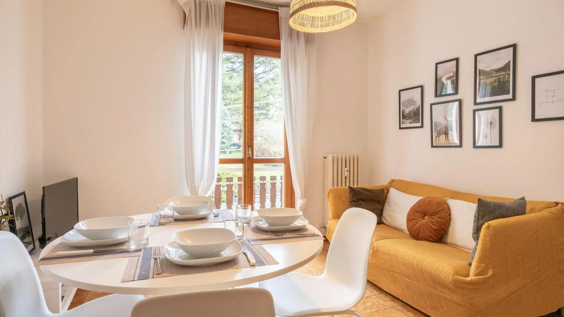 Your Perfect Stay In Cassina Valsassina Appartamento